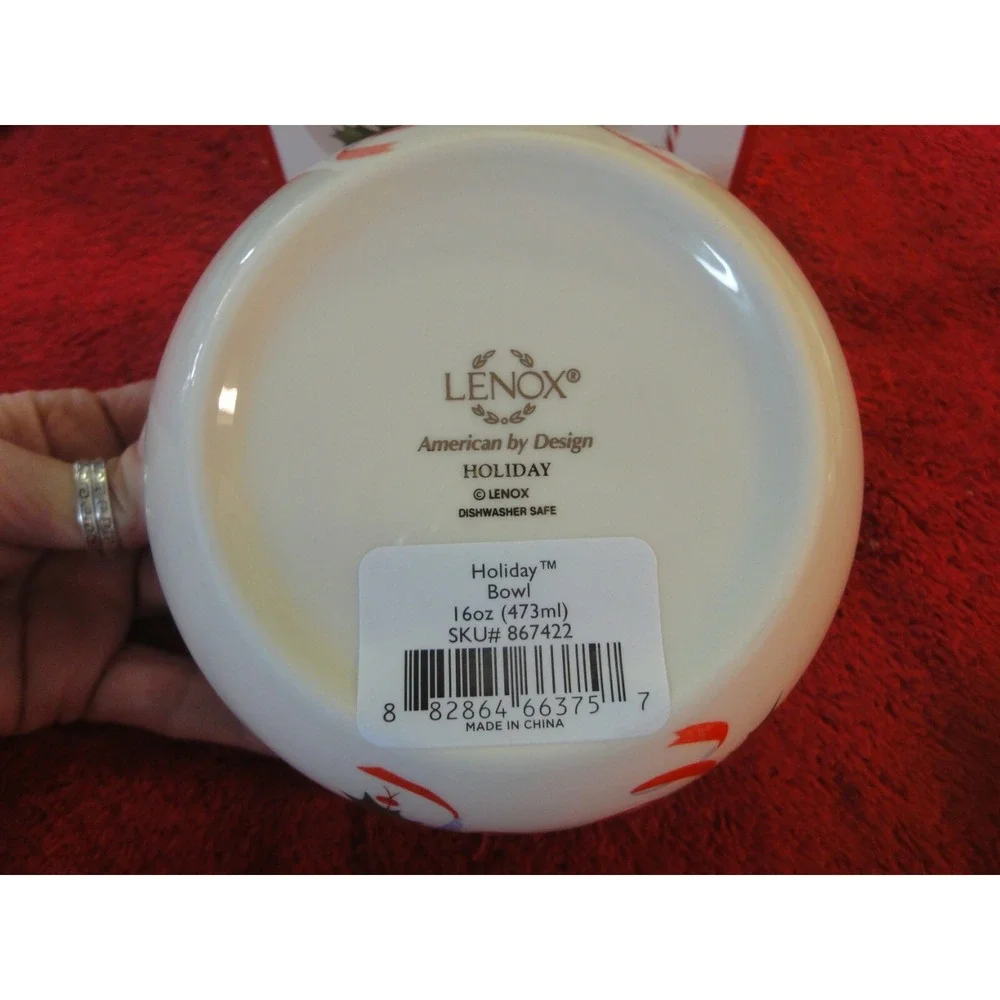 Lenox Holiday Candy Nut Dish Bowl Holly Red Bow Christmas 16oz size NEW in box‎